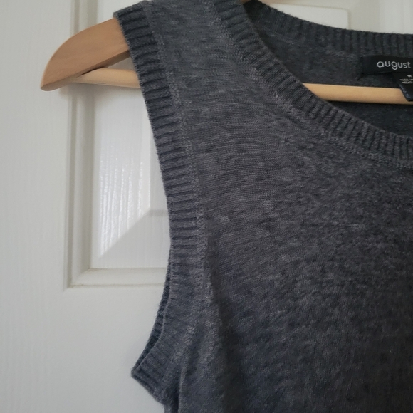 August Silk Gray Sleeveless Knit Top M - Picture 5 of 7